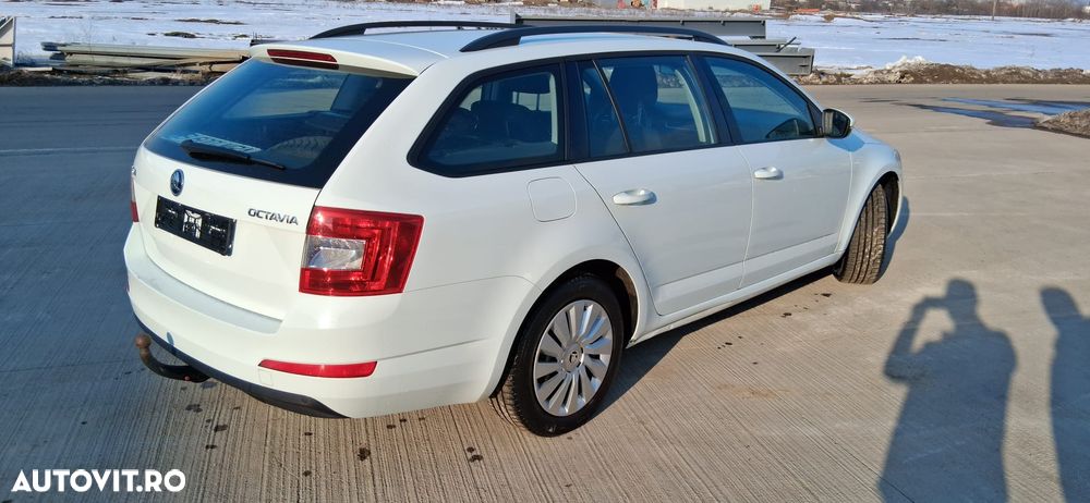 Skoda Octavia 1.6 TDI (Green tec) Style - 9