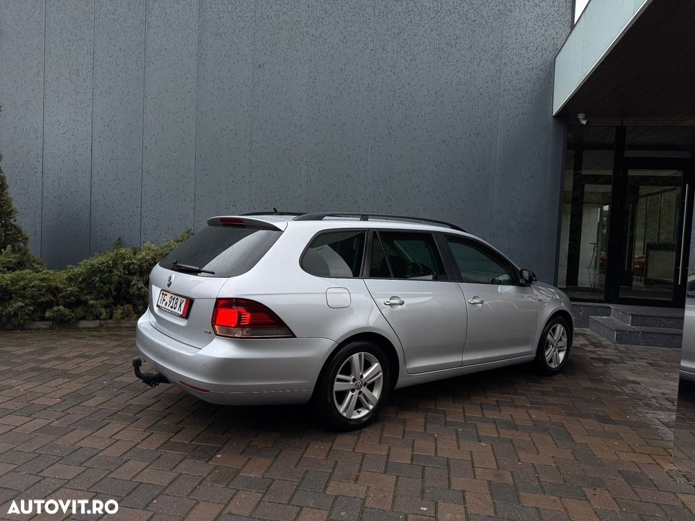 Volkswagen Golf - 20