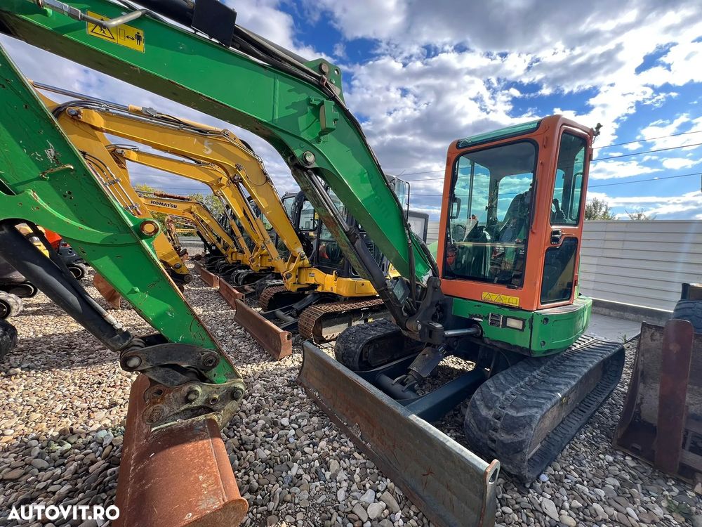 JCB - 24