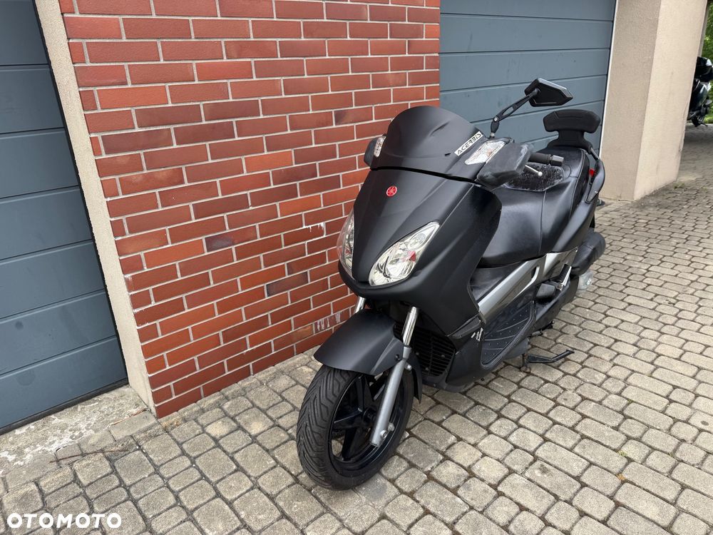 Yamaha X-max - 7