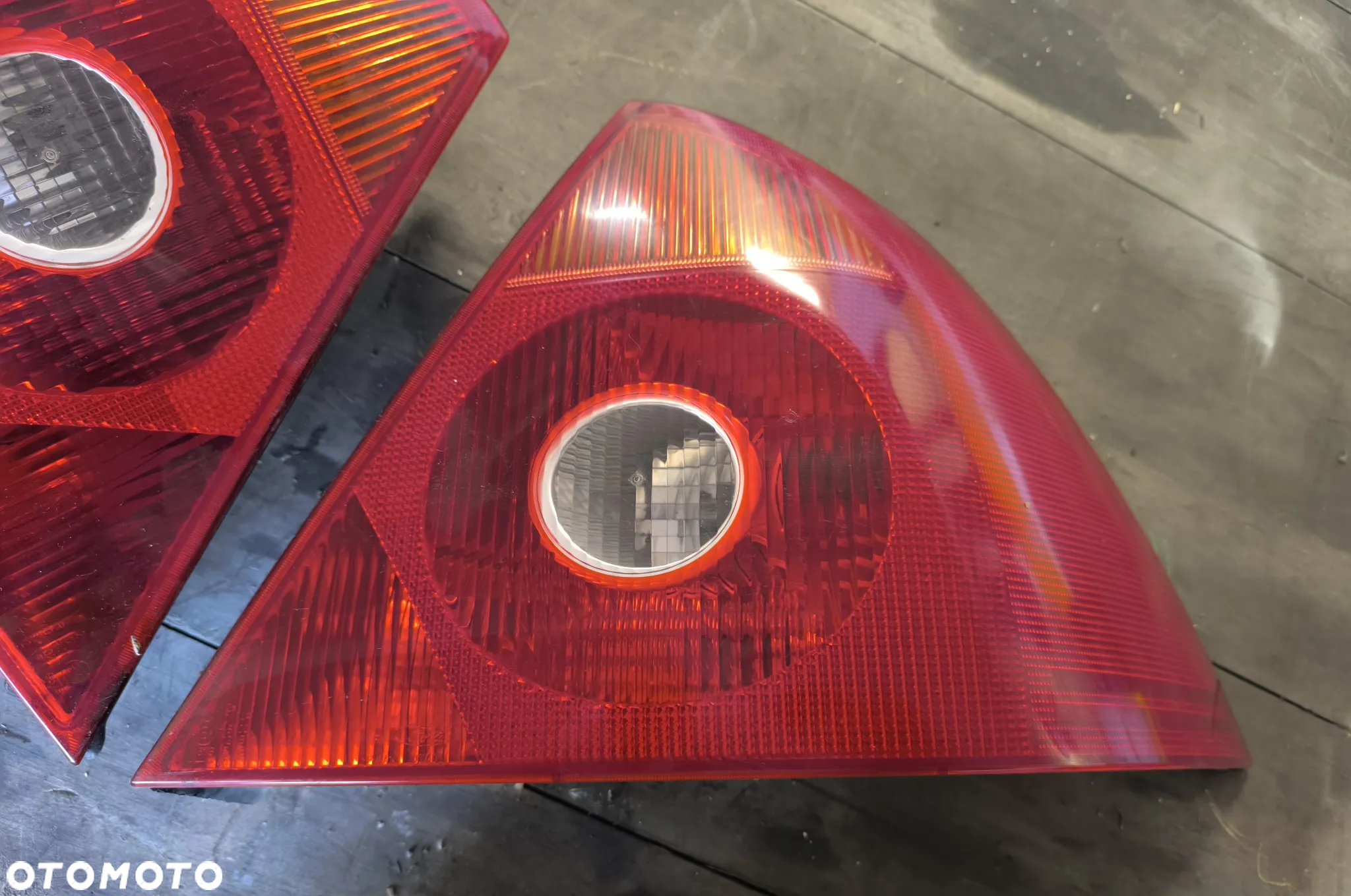 lampy tył ford mondeo MK 3 - 3