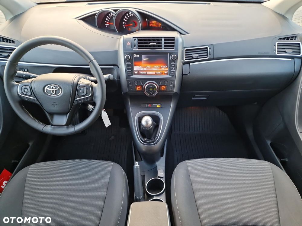 Toyota Verso 1.8 Premium 7os EU6 - 21