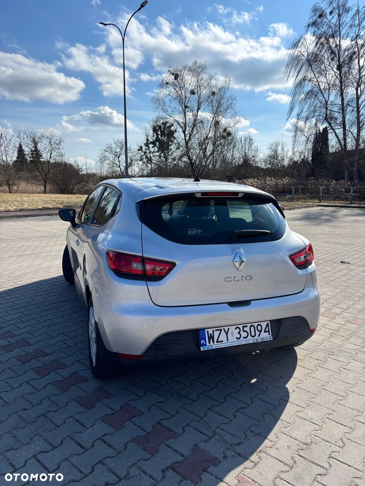 Renault Clio - 2
