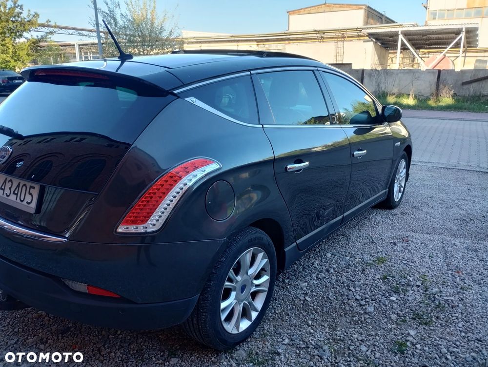 Lancia Delta 2.0 MJ Platino - 11