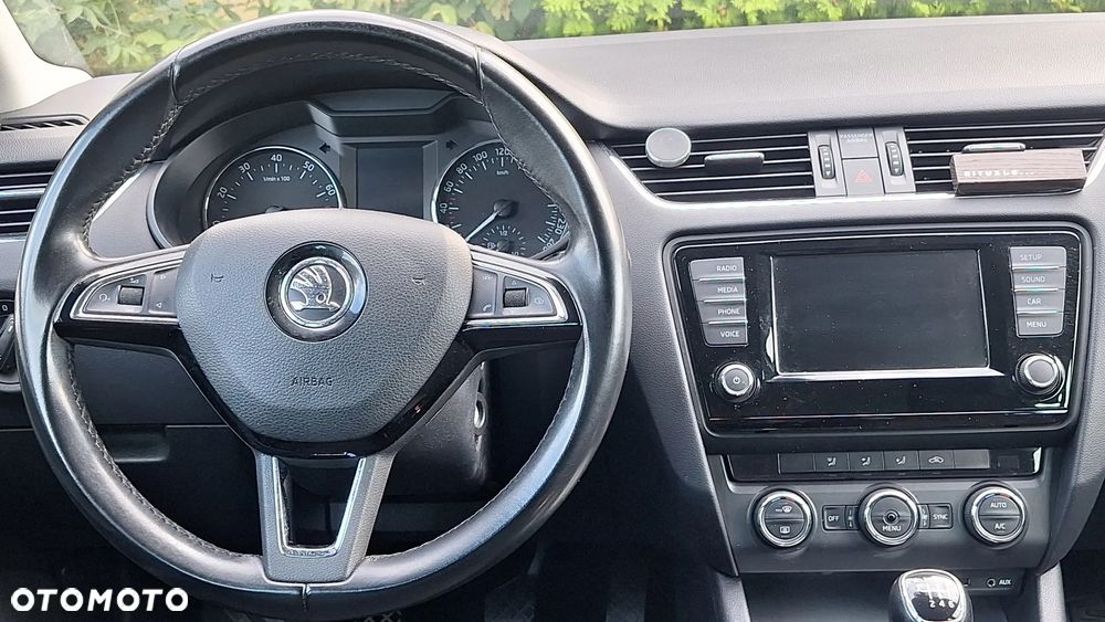 Skoda Octavia 1.4 TSI Style - 28