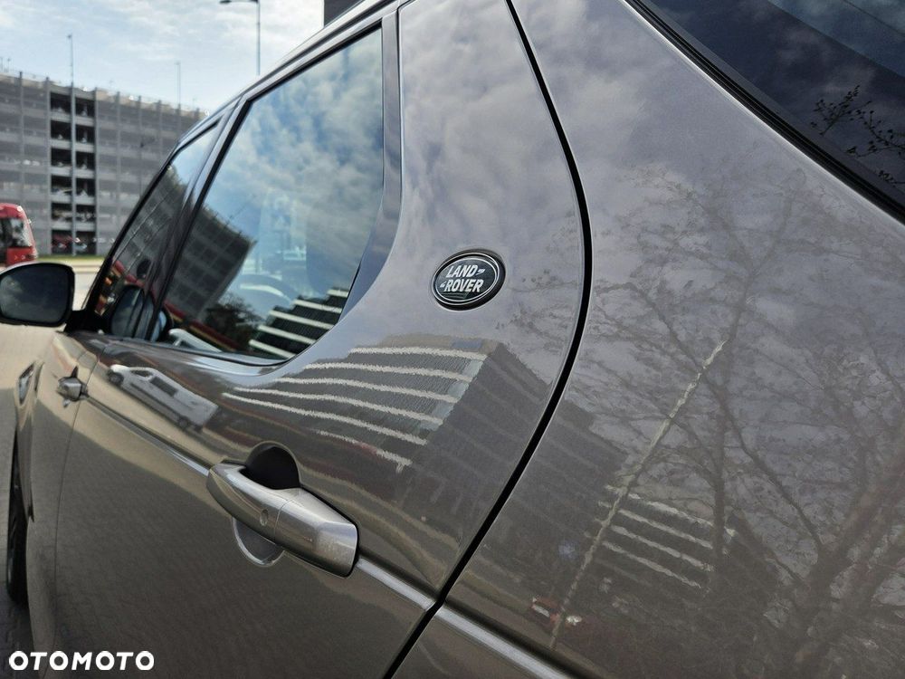 Land Rover Discovery - 17