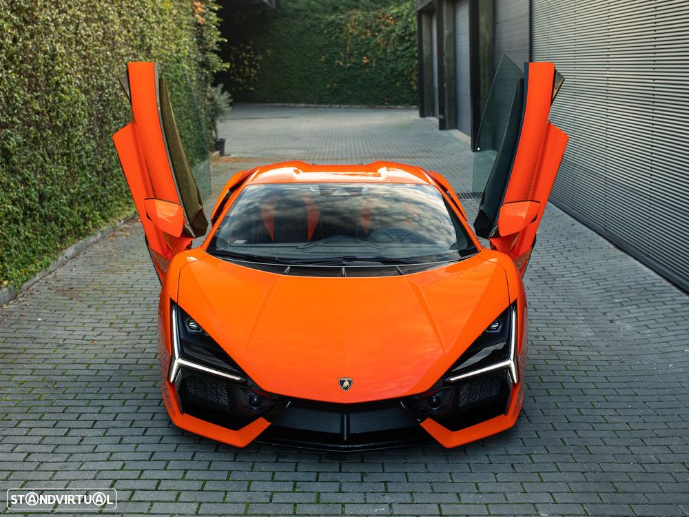Lamborghini Revuelto Standard - 4