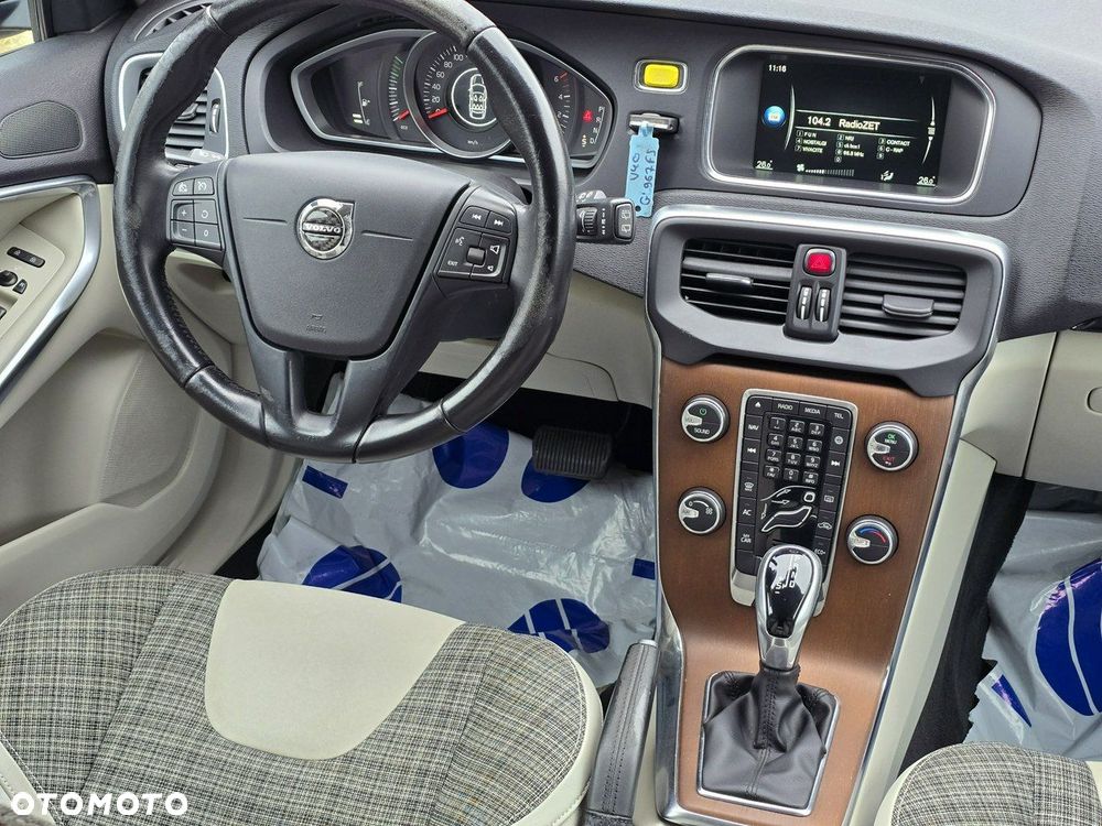 Volvo V40 - 15