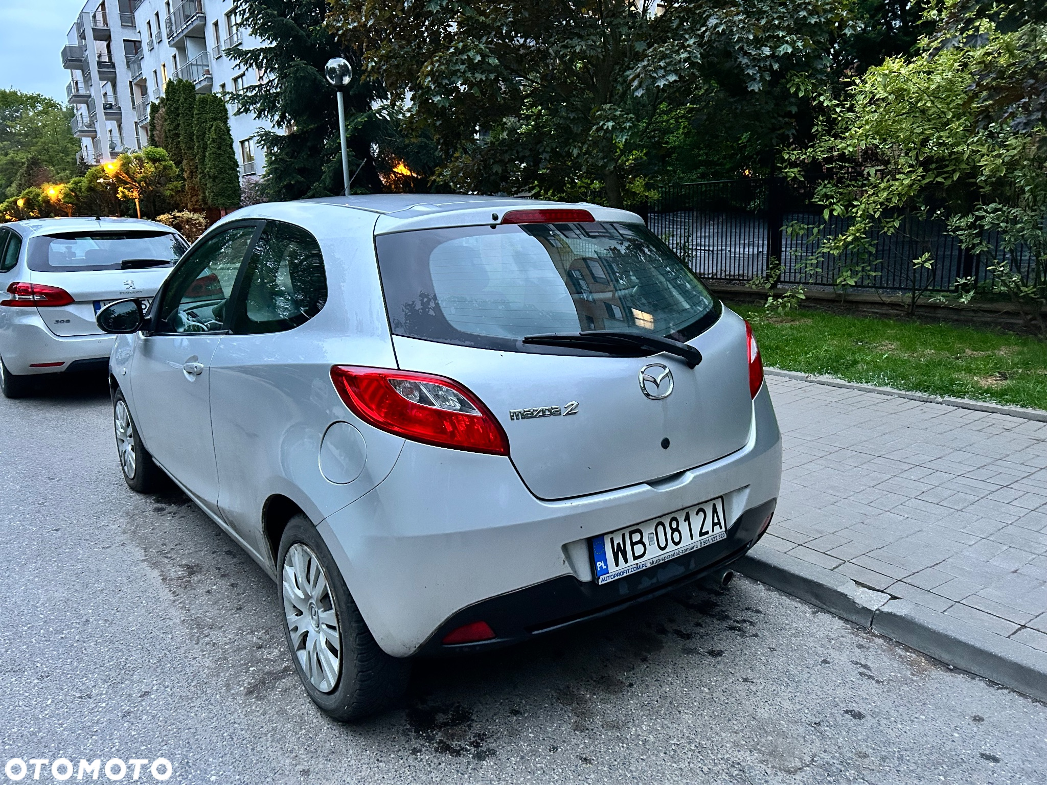 Mazda 2 1.3 Exclusive - 4