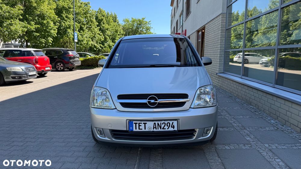 Opel Meriva 1.6 16V Cosmo - 11