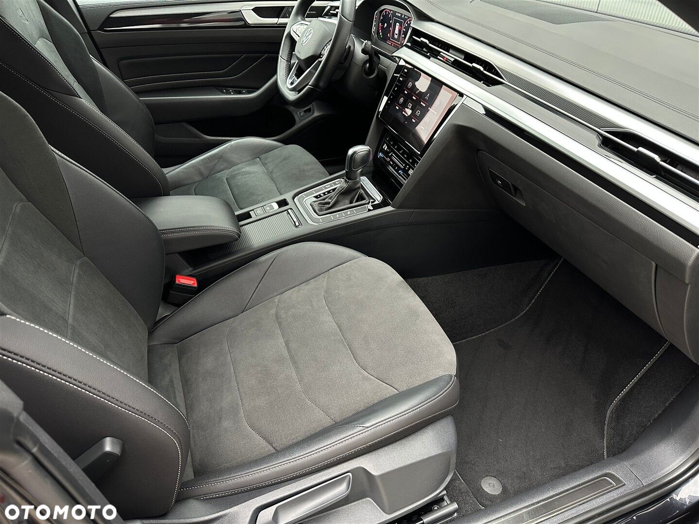 Volkswagen Arteon 2.0 TSI Elegance DSG - 6