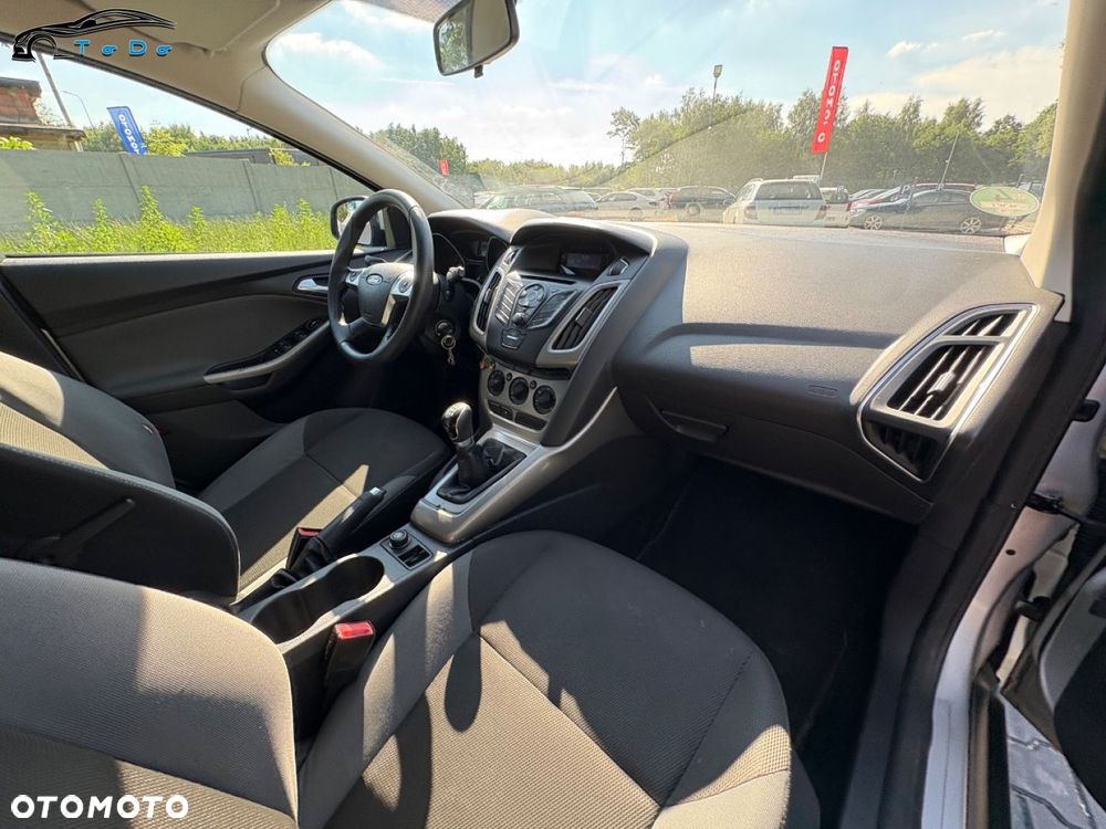 Ford Focus 1.6 Titanium - 30