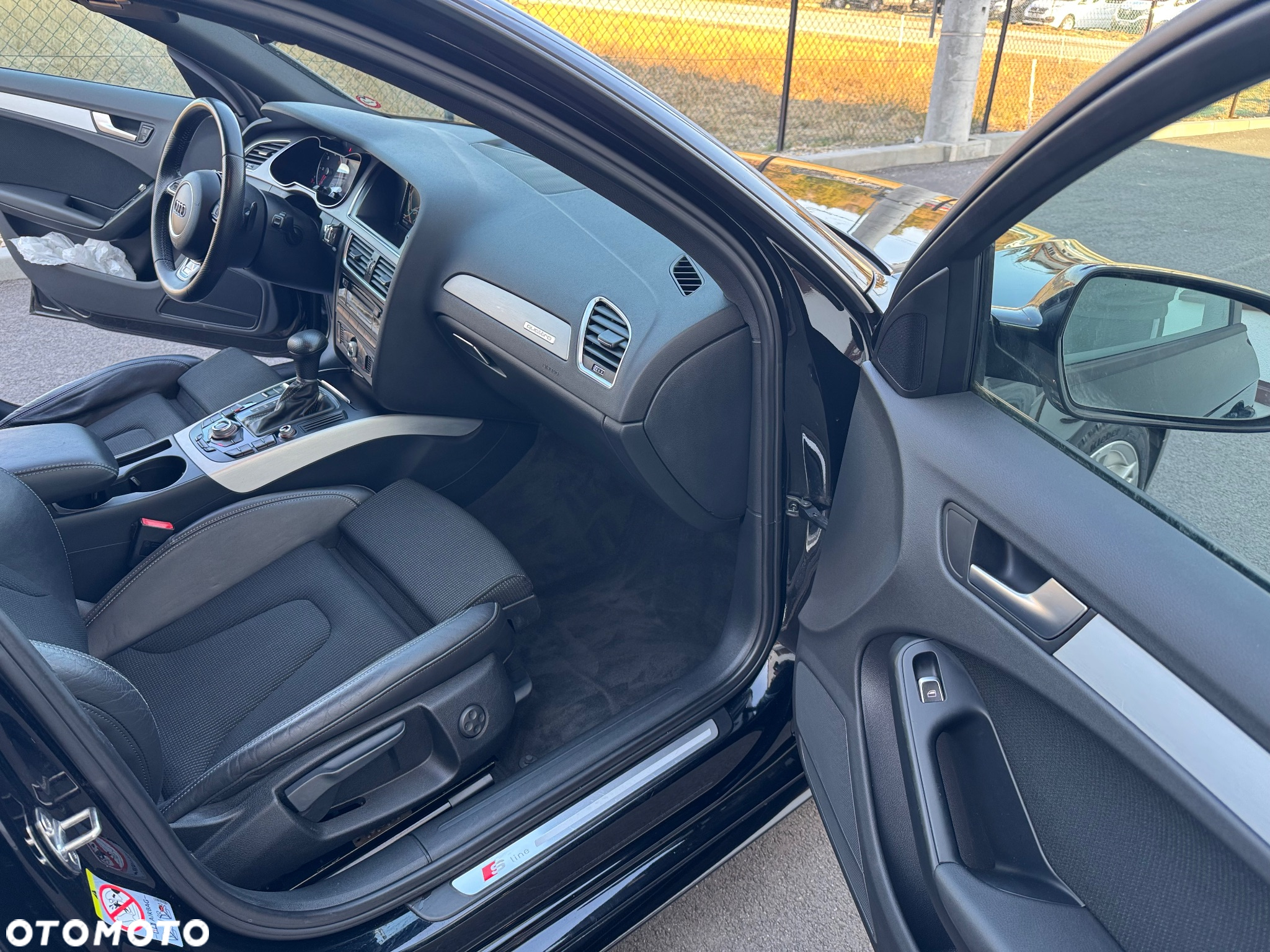 Audi A4 Avant 2.0 TDI DPF quattro S tronic S line Sportpaket - 30