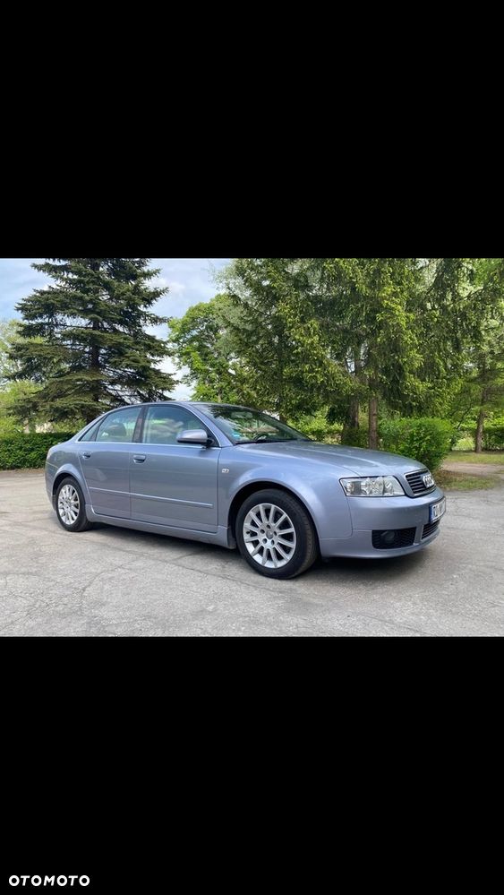 Audi A4 Limousine - 5