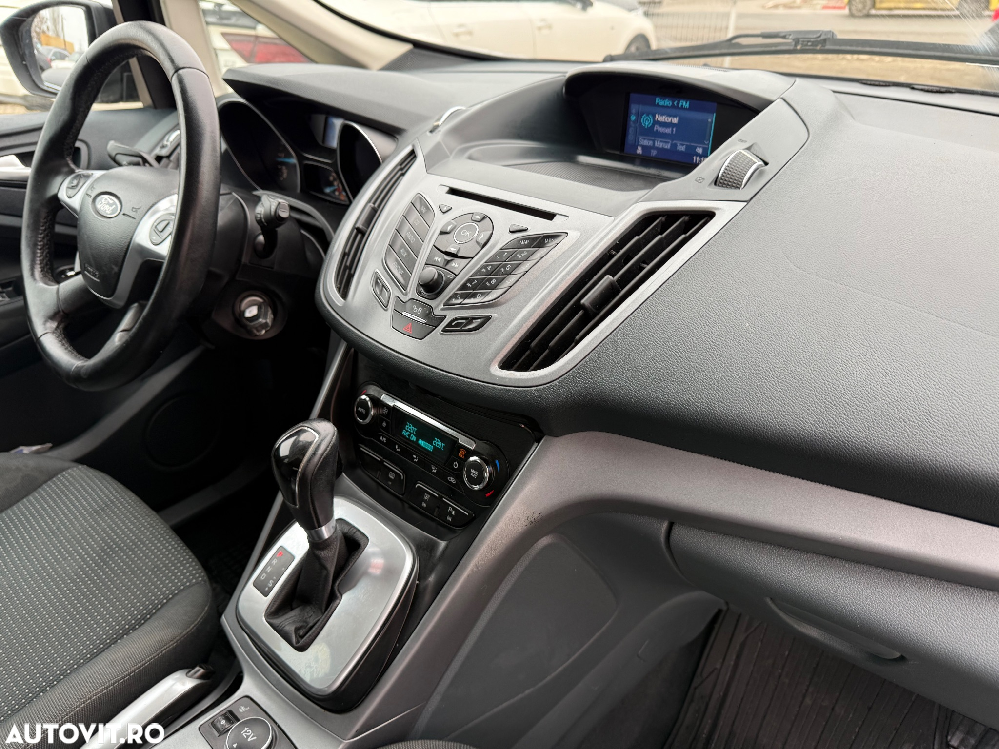 Ford Grand C-Max - 18