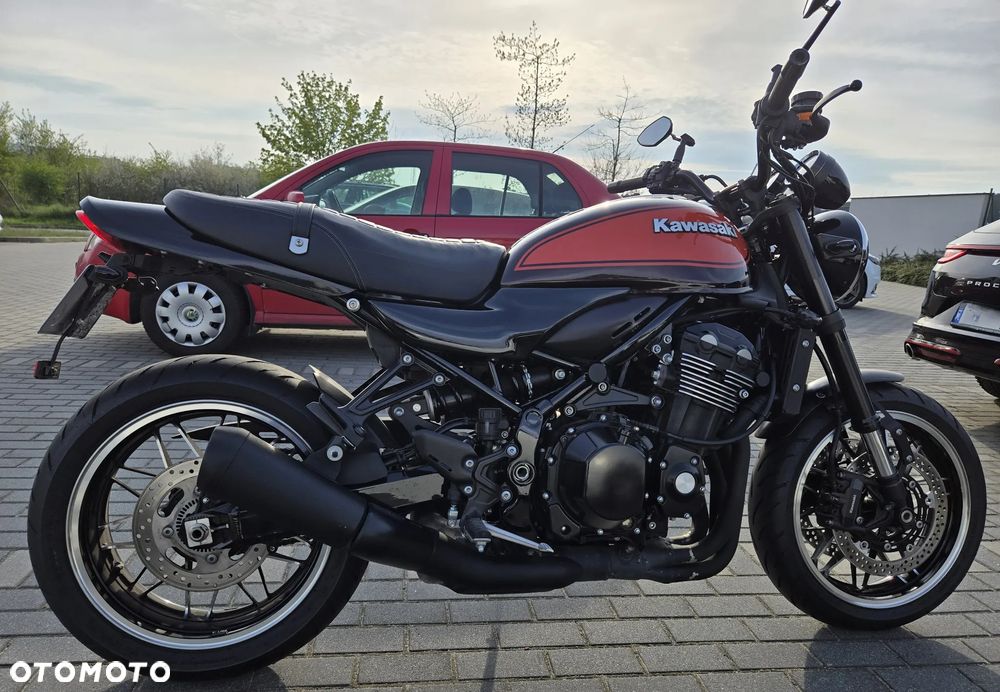 Kawasaki Z 900 RS - 15