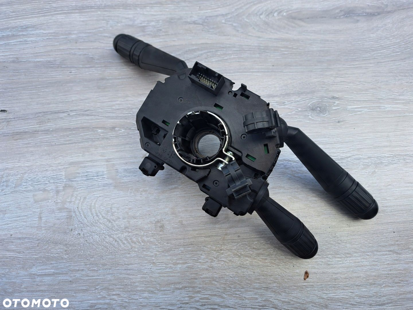 IVECO DAILY IV V PRZEŁĄCZNIK ZESPOLONY PAJĄK 05801264685 - 2