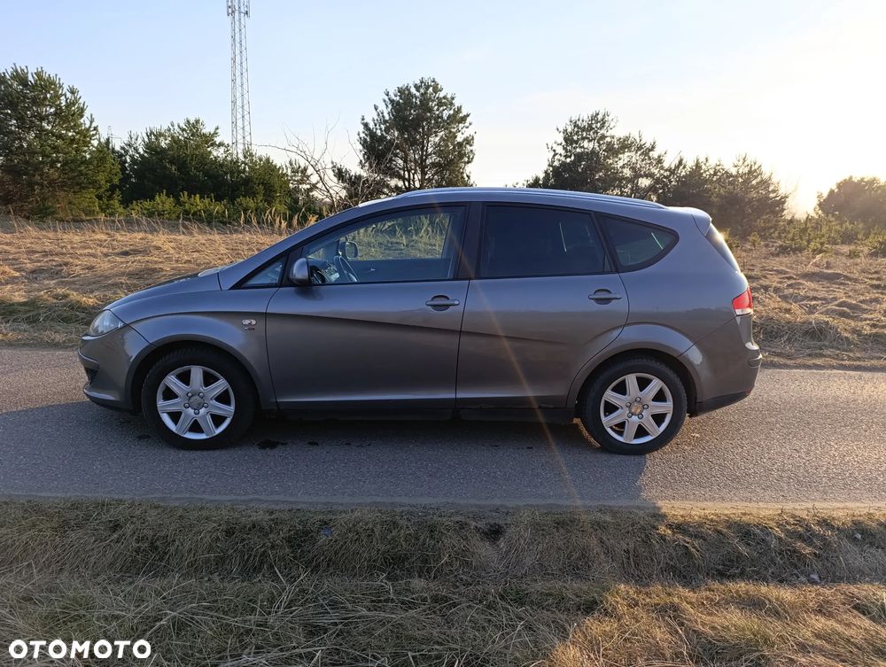 Seat Altea XL 2.0 TDI DPF Stylance - 4