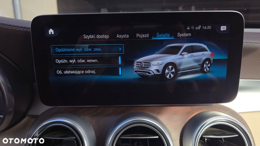 Mercedes-Benz GLC 200 d 4Matic 9G-TRONIC AMG Line - 31