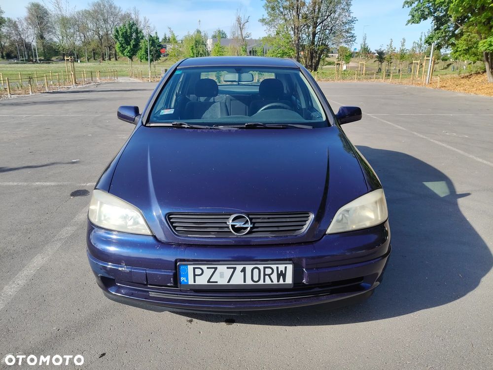 Opel Astra - 1