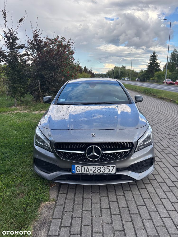 Mercedes-Benz CLA 200 7G-DCT AMG Line - 2