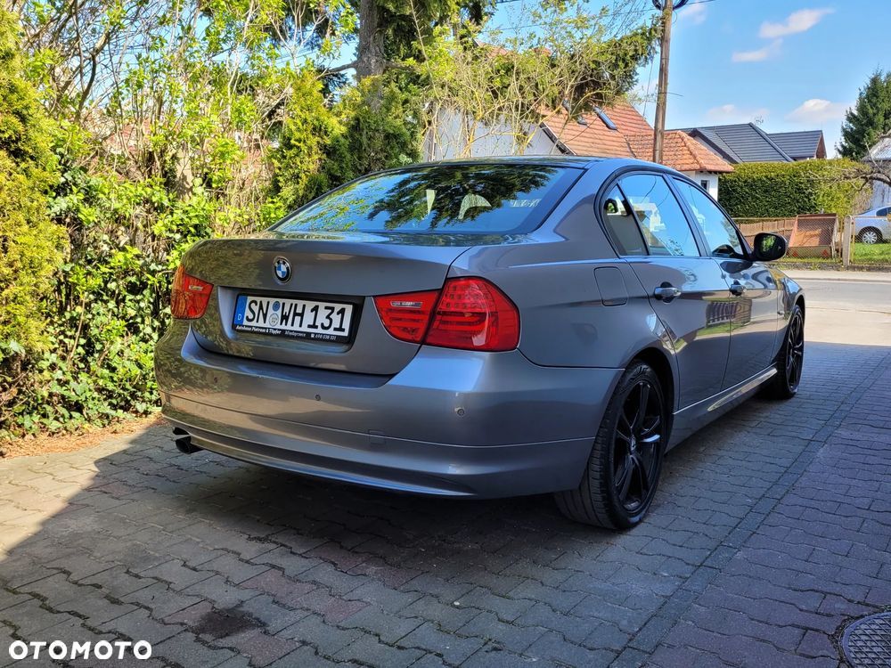 BMW Seria 3 318d DPF Edition Lifestyle - 2