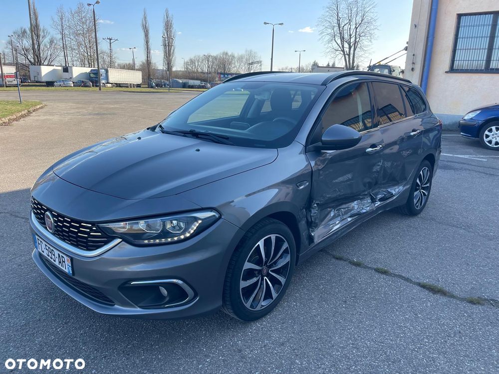 Fiat Tipo - 1