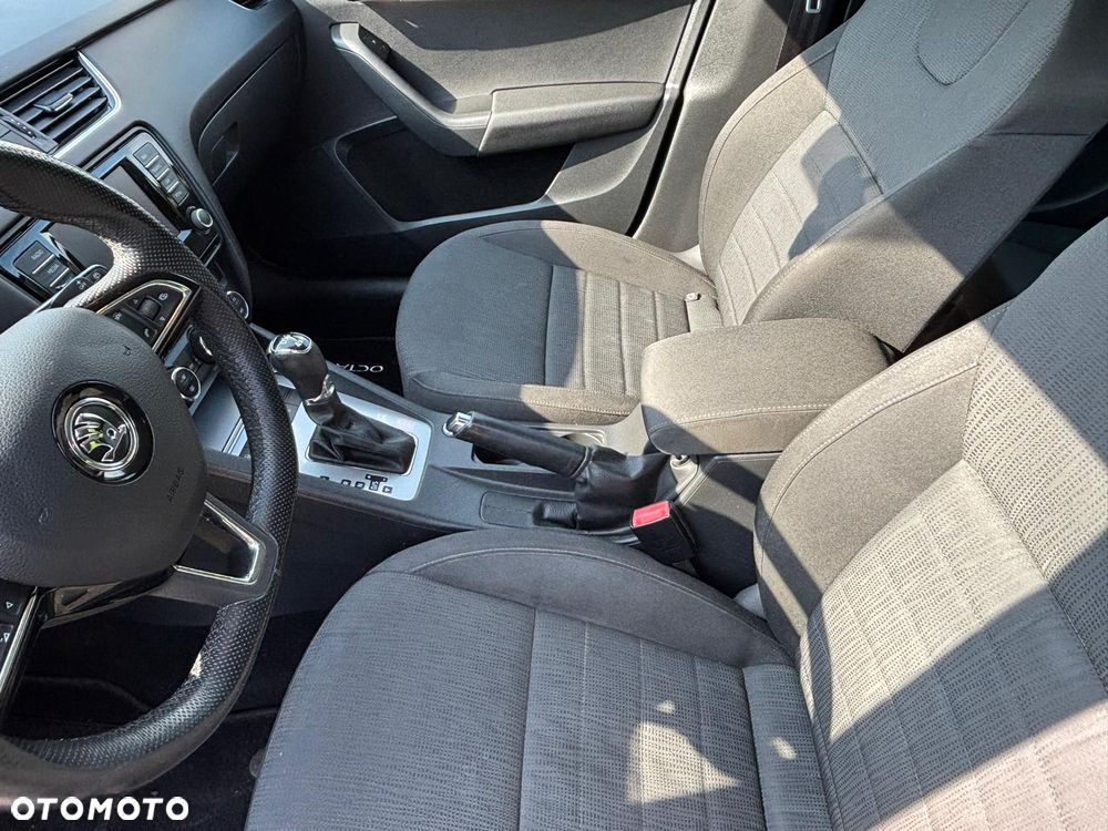 Skoda Octavia 2.0 TDI 4x4 DSG L&K - 13