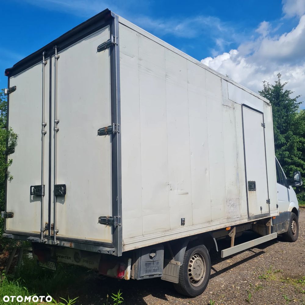 Mercedes-Benz Sprinter - 3