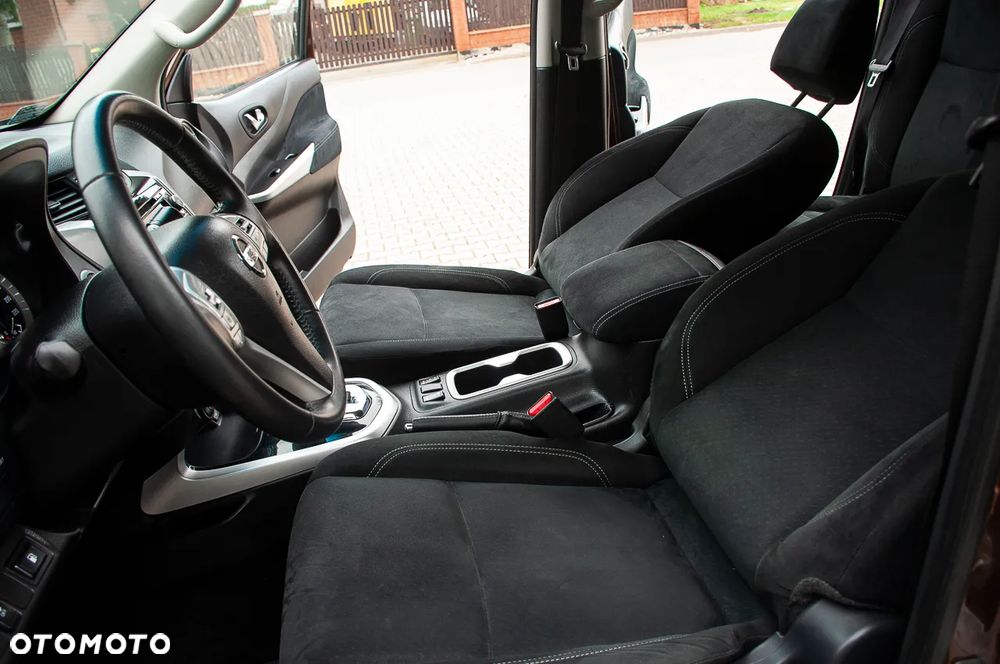 Nissan Navara DPF Autm Platinum - 11