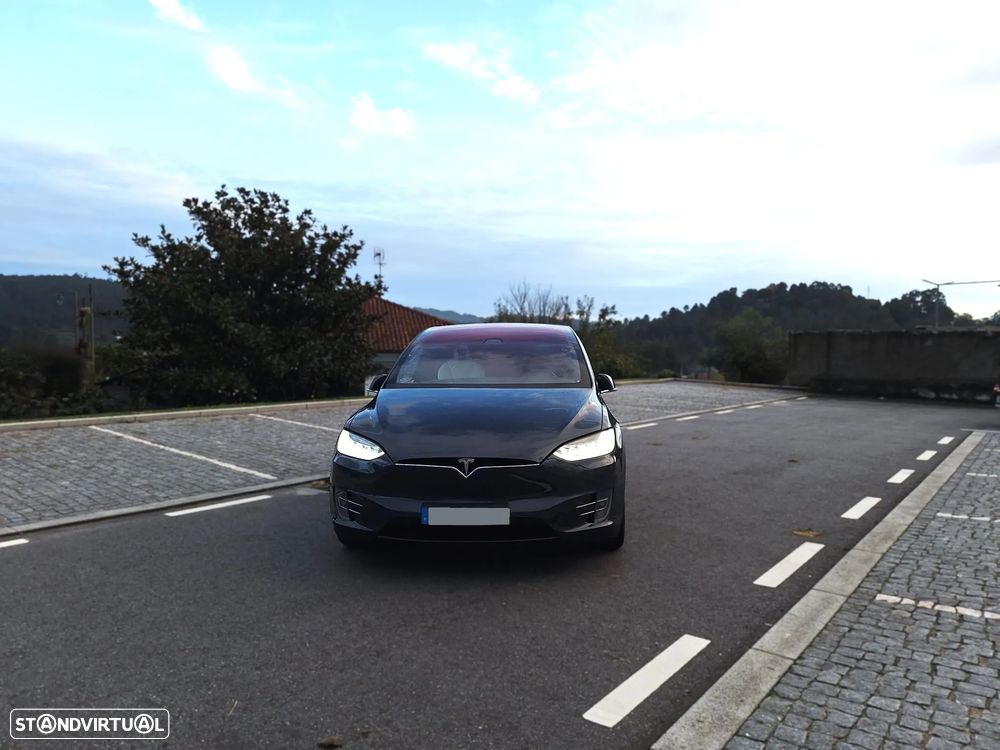 Tesla Model X 100D - 3