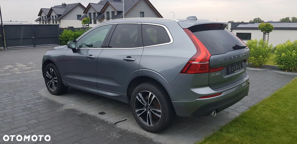Volvo XC 60 D4 AWD Geartronic RDesign - 3