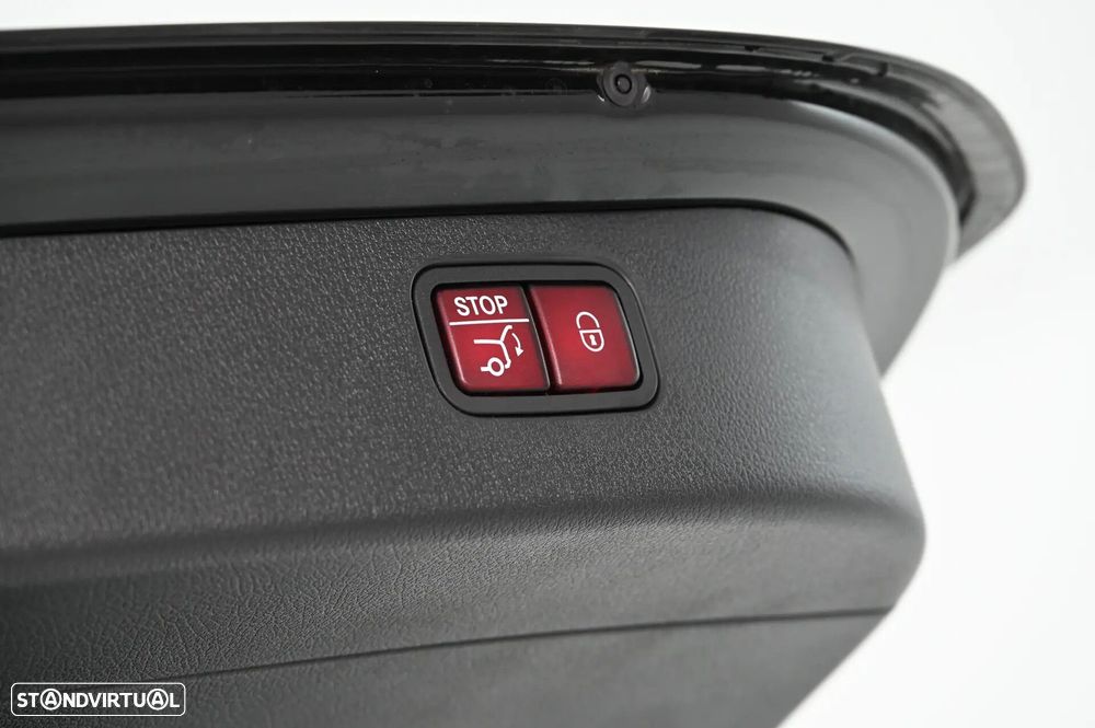 Mercedes-Benz C 300 d AMG Line - 11