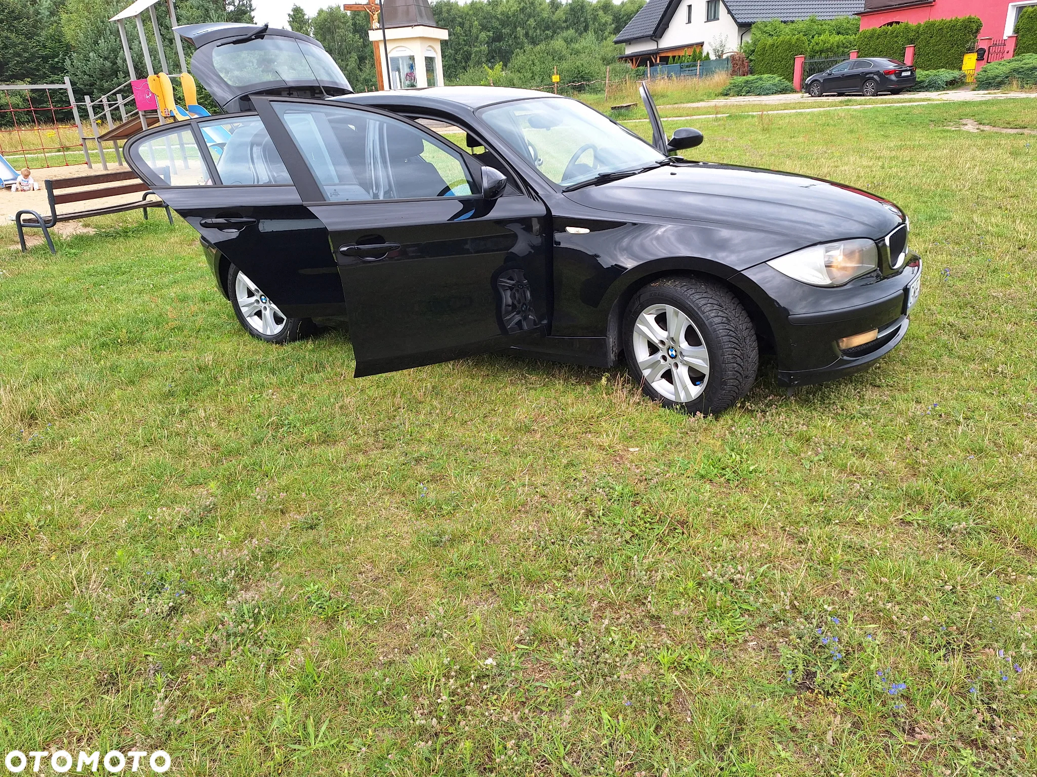 BMW Seria 1 116i - 32