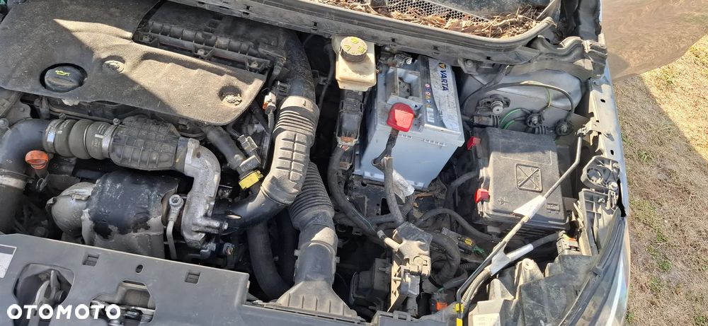 Peugeot 308 - 13