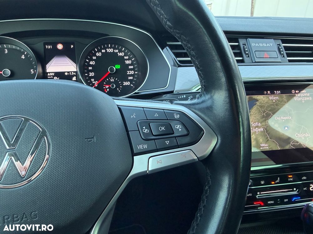 Volkswagen Passat 2.0 TDI SCR DSG Comfortline - 25