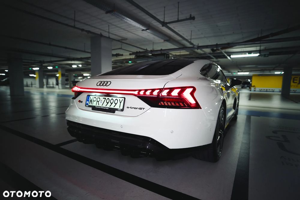 Audi RS e-tron GT - 22
