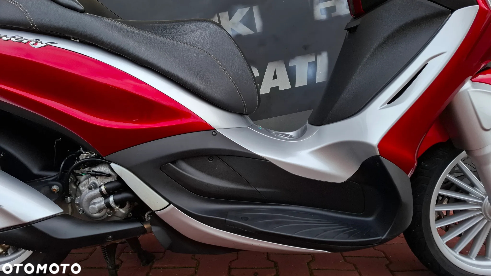 Piaggio Beverly - 11