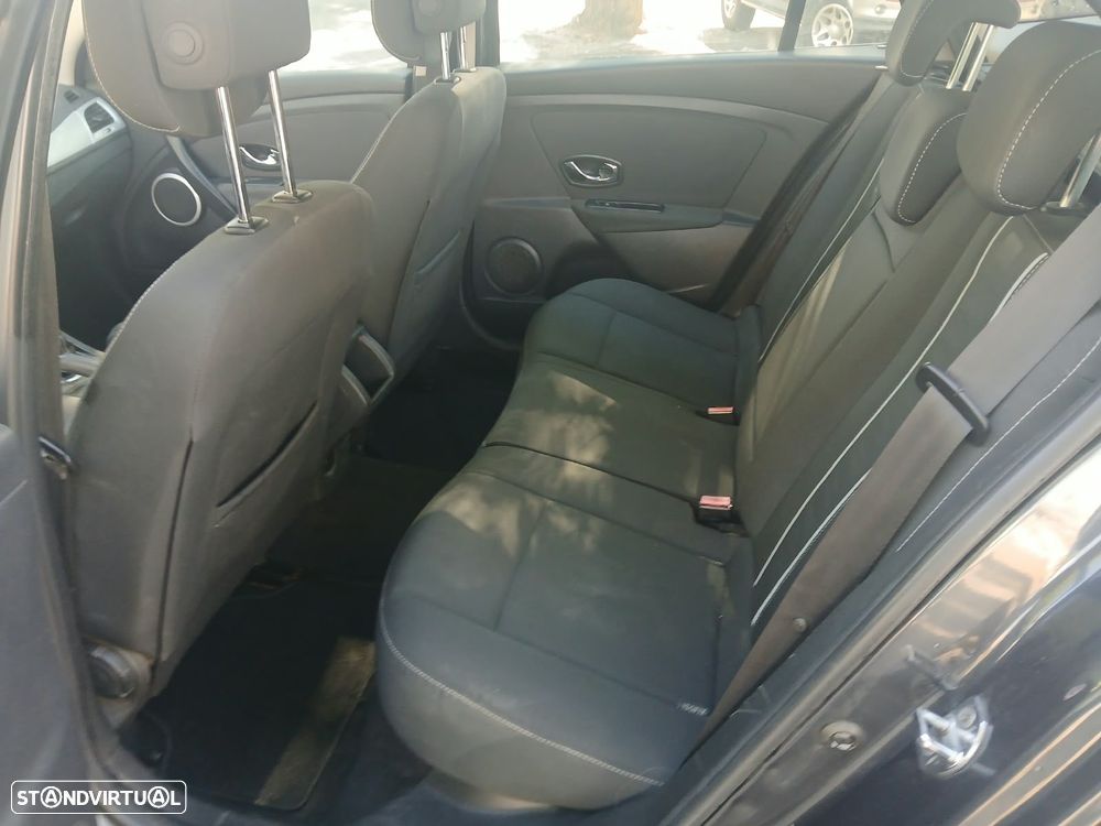 Renault Mégane Sport Tourer 1.5 dCi Dynamique SS - 12
