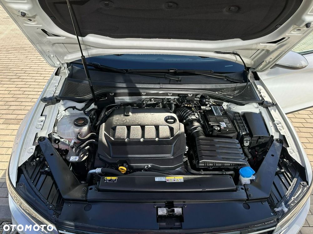 Volkswagen Passat Variant 2.0 TDI EVO Business DSG - 34