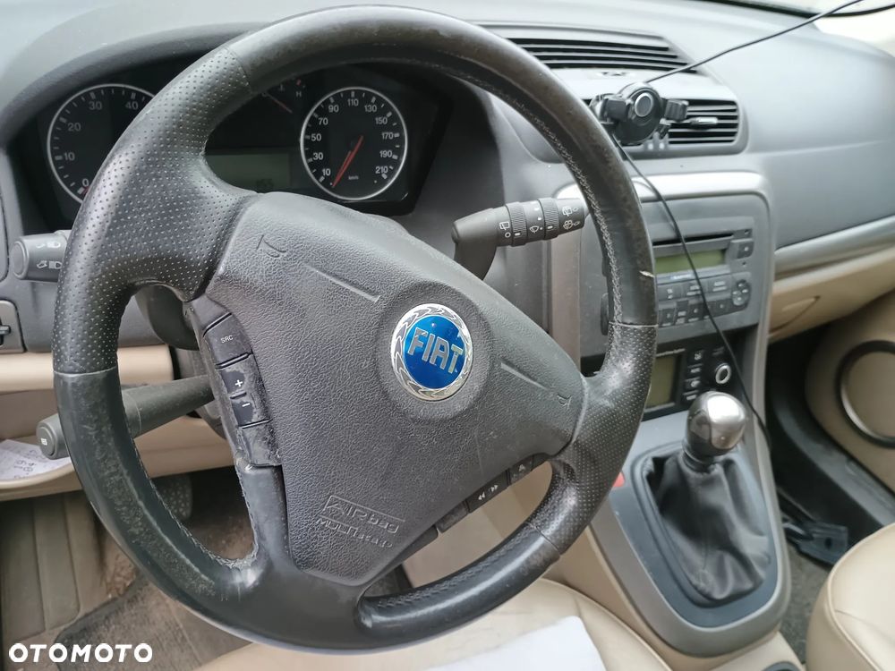 Fiat Croma 1.8 16V Business - 8