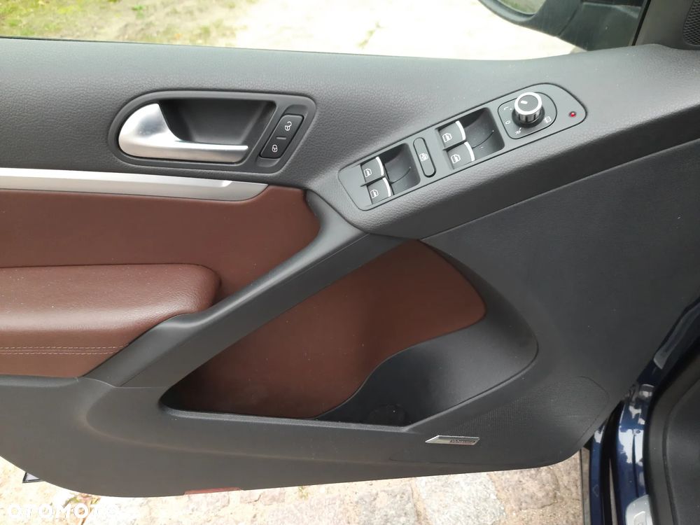 Volkswagen Tiguan 2.0 TDI DPF 4Motion BlueMotion Technology DSG Cup Sport & Style - 10