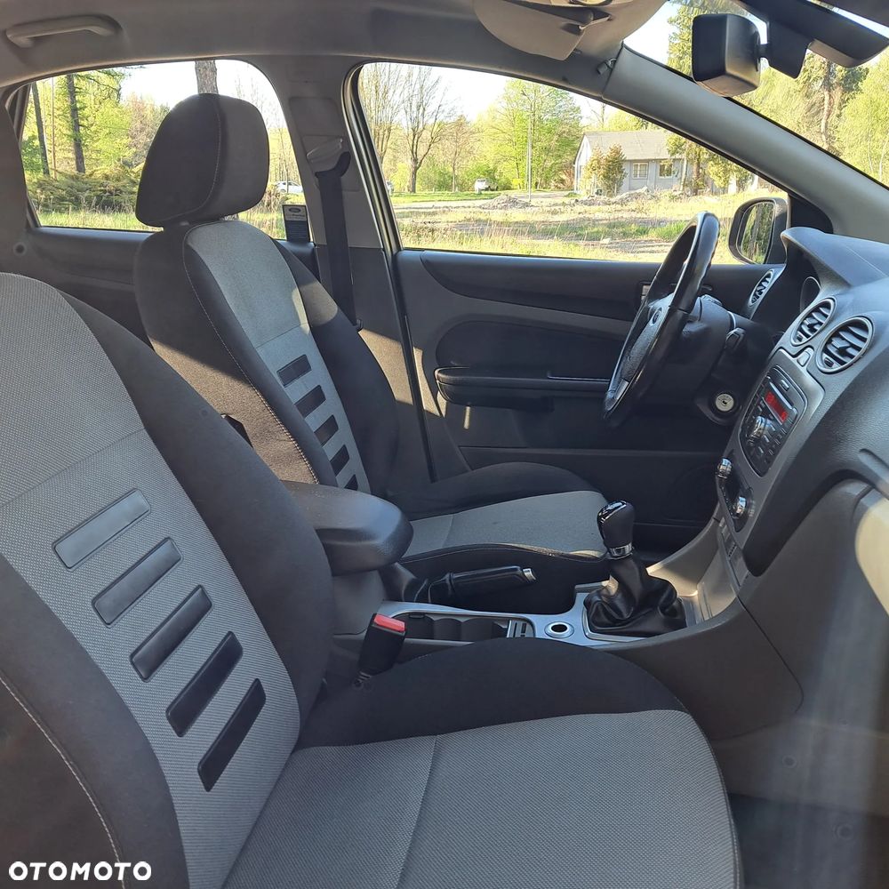 Ford Focus 1.6 TDCi Trend - 11