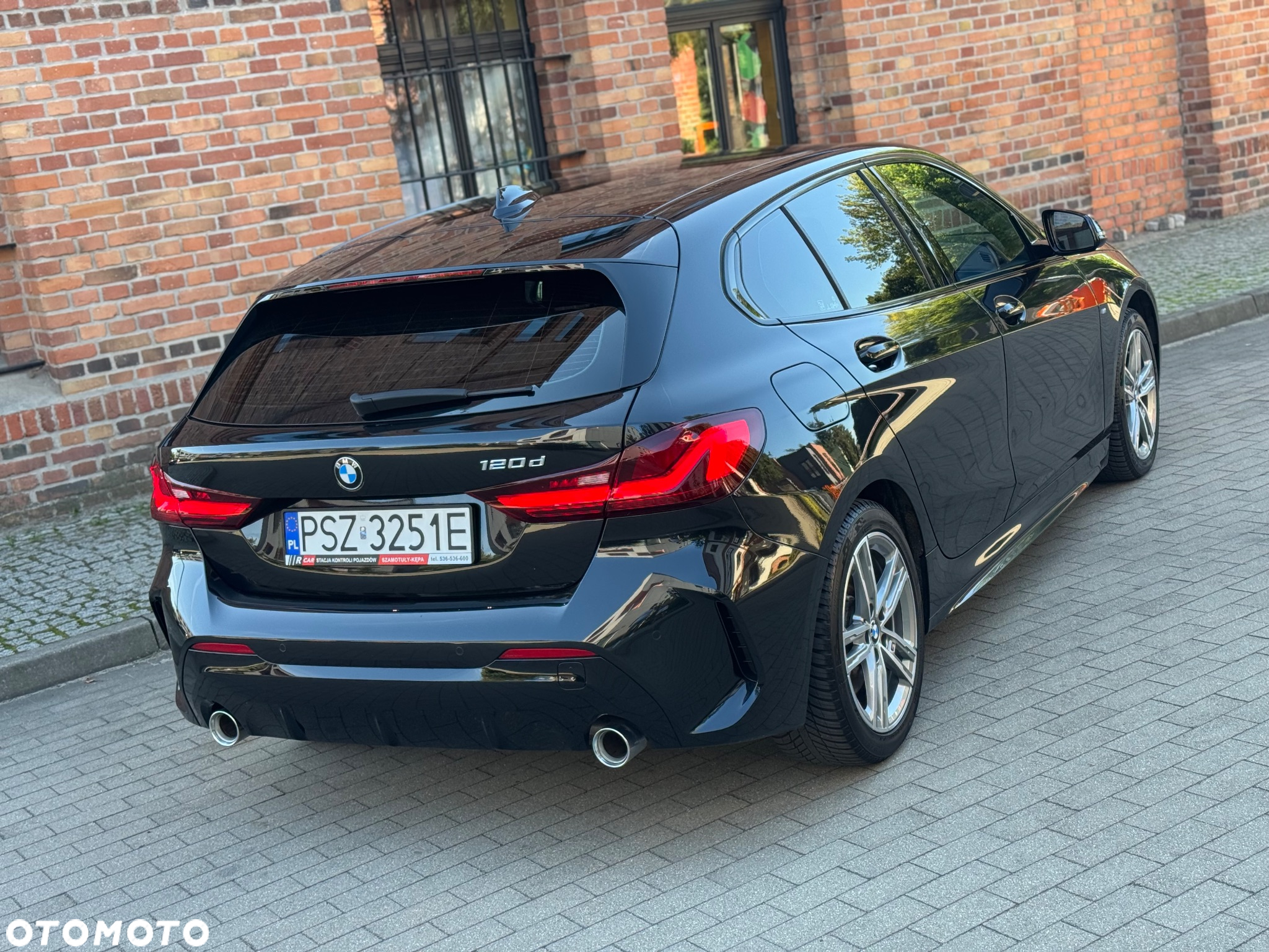 BMW Seria 1 120d M Sport - 12