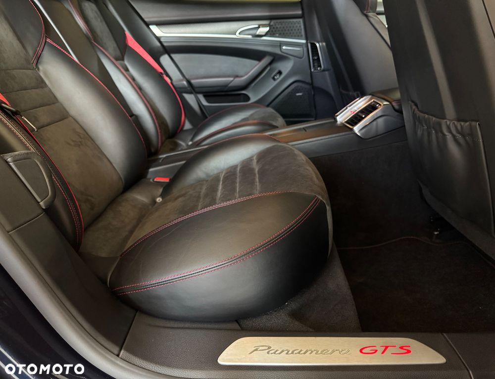 Porsche Panamera GTS - 15