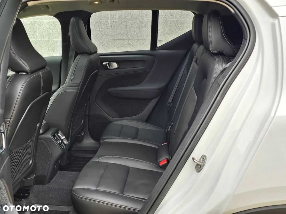 Volvo XC 40 B5 B AWD Inscription - 20