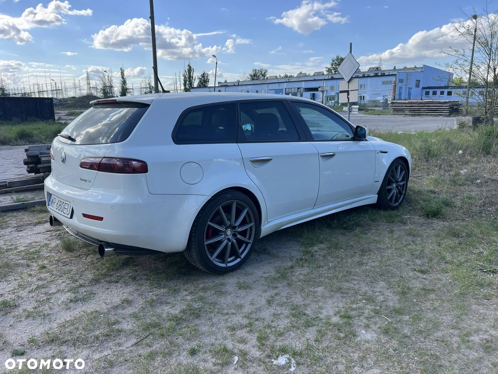 Alfa Romeo 159 2.4 JTDM 20V DPF Q4 ti - 4