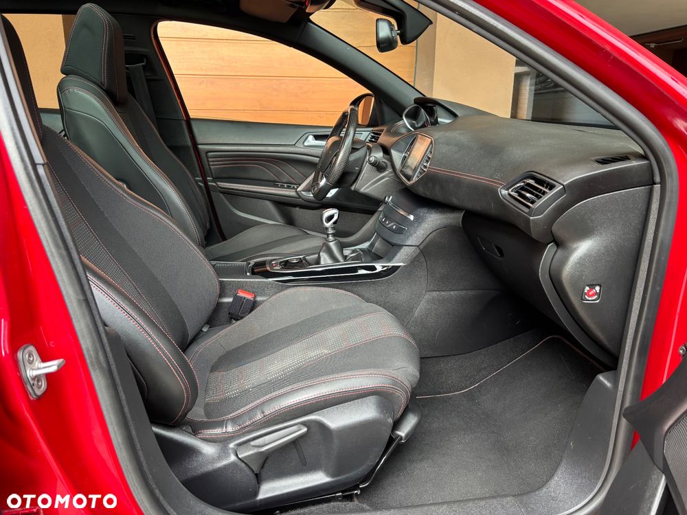 Peugeot 308 PureTech 130 GPF Stop & Start GT - 29