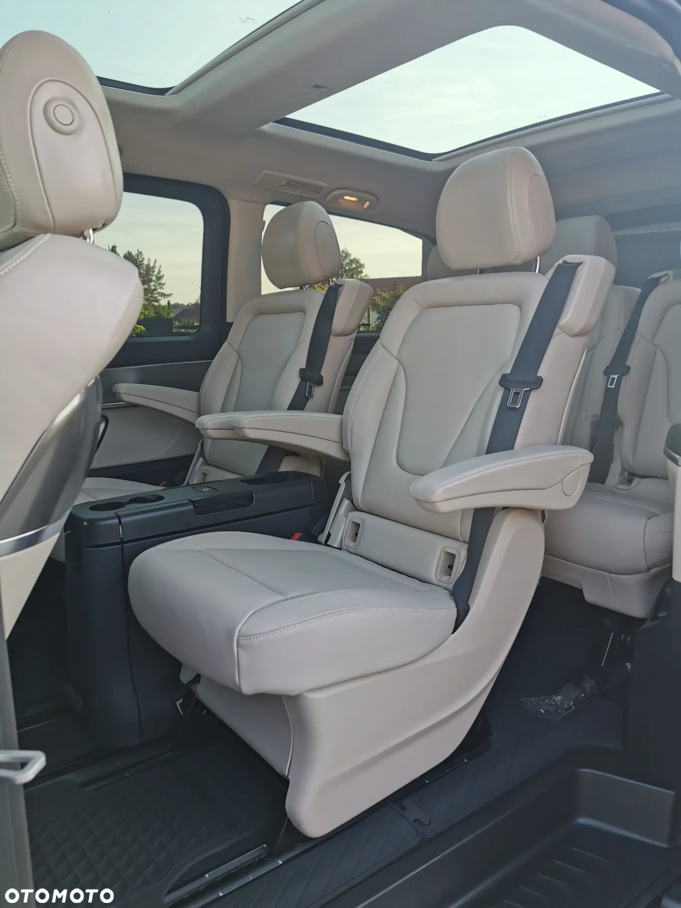 Mercedes-Benz Klasa V 300 d 4-Matic 9G-Tronic Exclusive (d³ugi) - 12