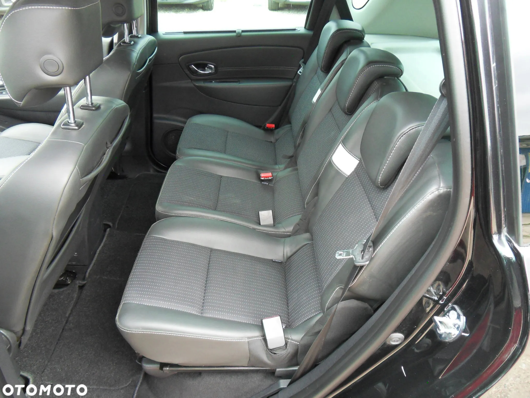 Renault Scenic 1.6 dCi Energy Bose - 10